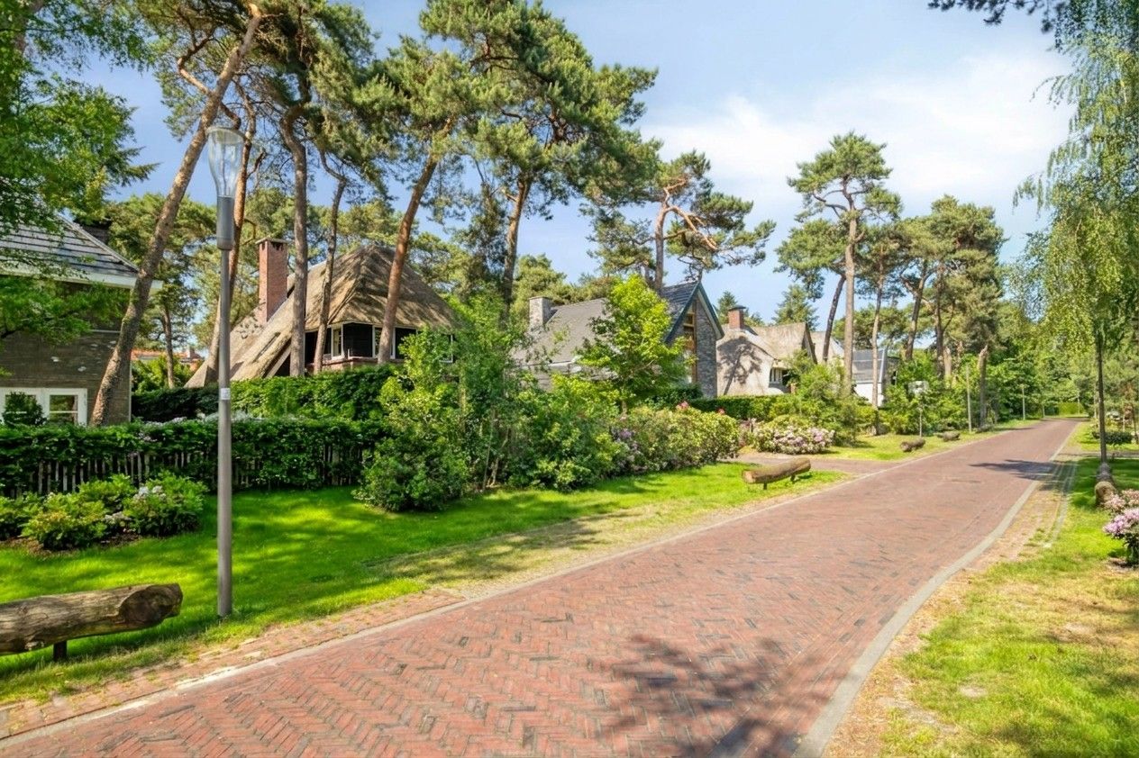 Foto 57 van Graaf Lodewijklaan 9-B