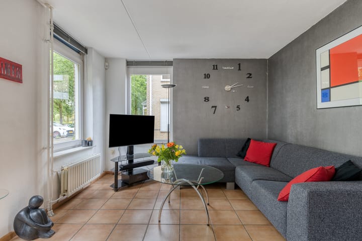Tussenwoning te koop: Holtgesbroek 1004, Nijmegen