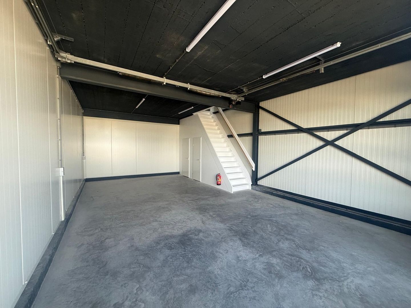Bekijk foto 2 van Middelblok 210-e