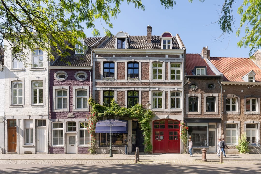 Photo 1 of Hoogbrugstraat 16-A