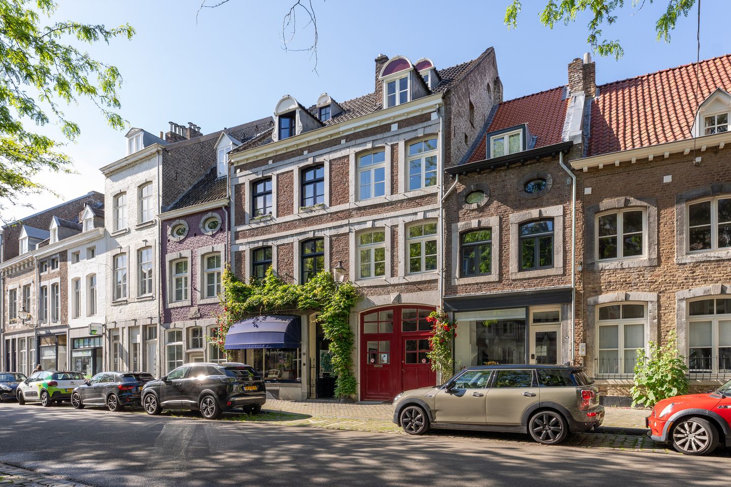 Photo 40 of Hoogbrugstraat 16-A