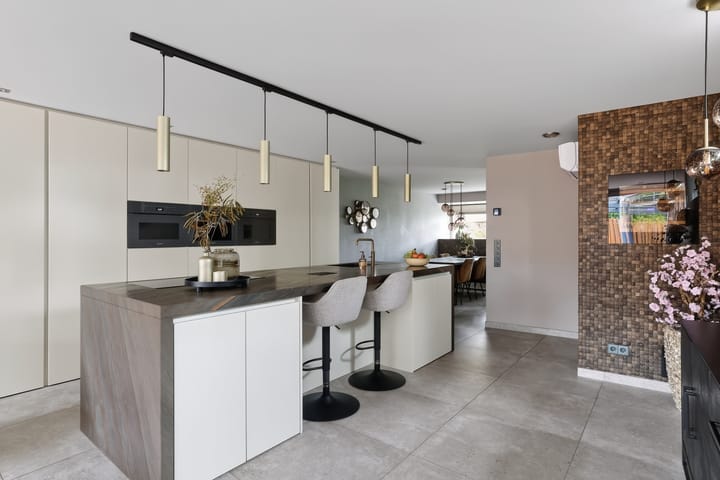 Hoekwoning te koop: Riviergrondel 21, Kwintsheul