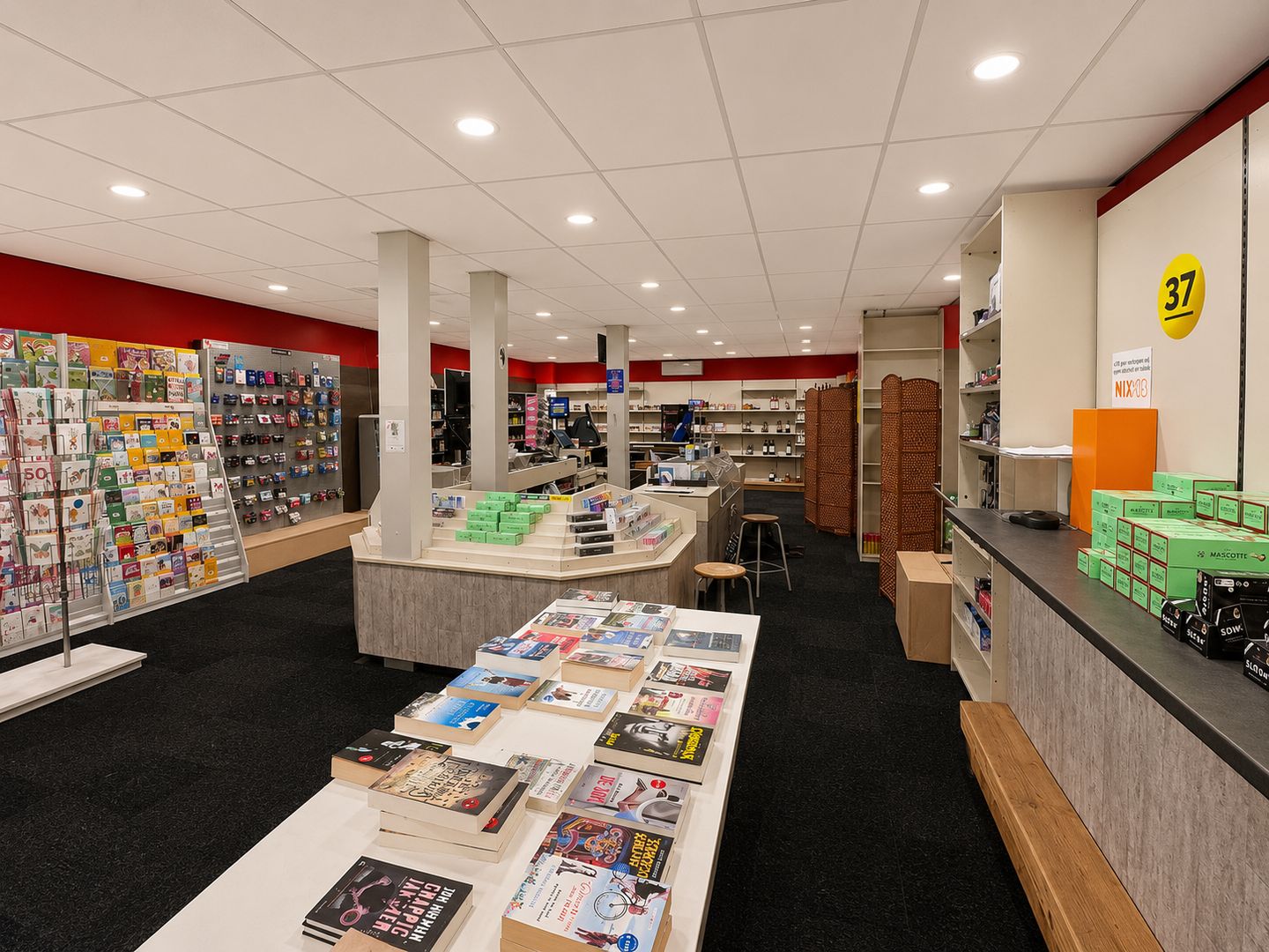 Bekijk foto 4 van Mgr. Diepenstraat 41
