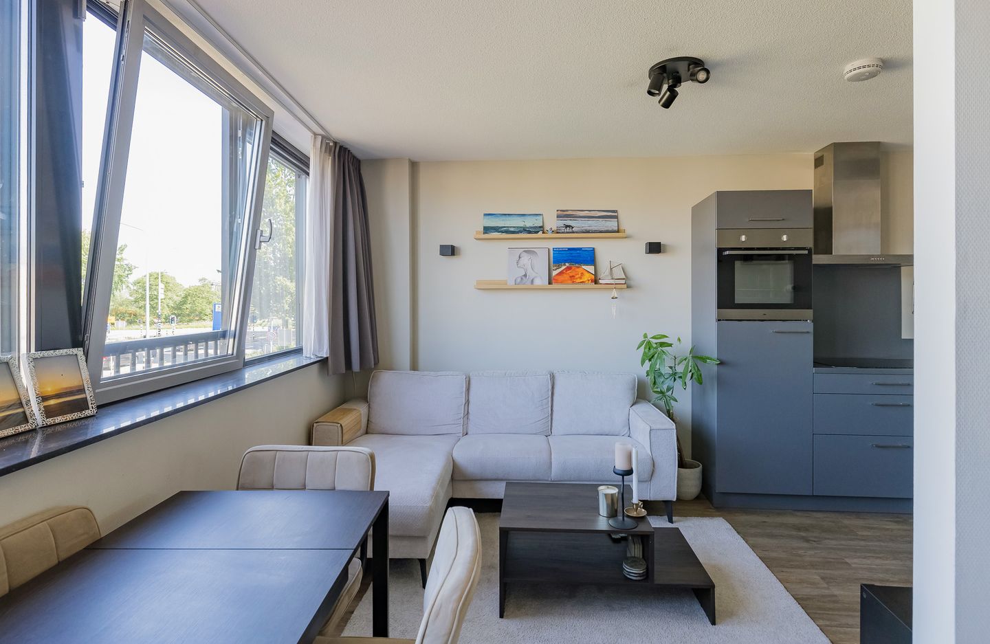 Photo 25 of Nico Andriessenstraat 43-A19