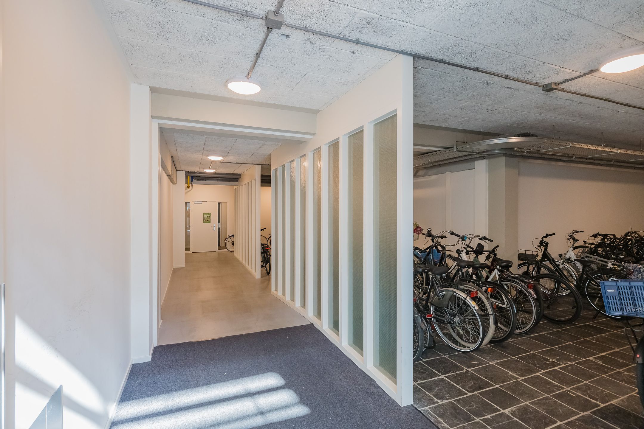Photo 9 of Nico Andriessenstraat 43-A19