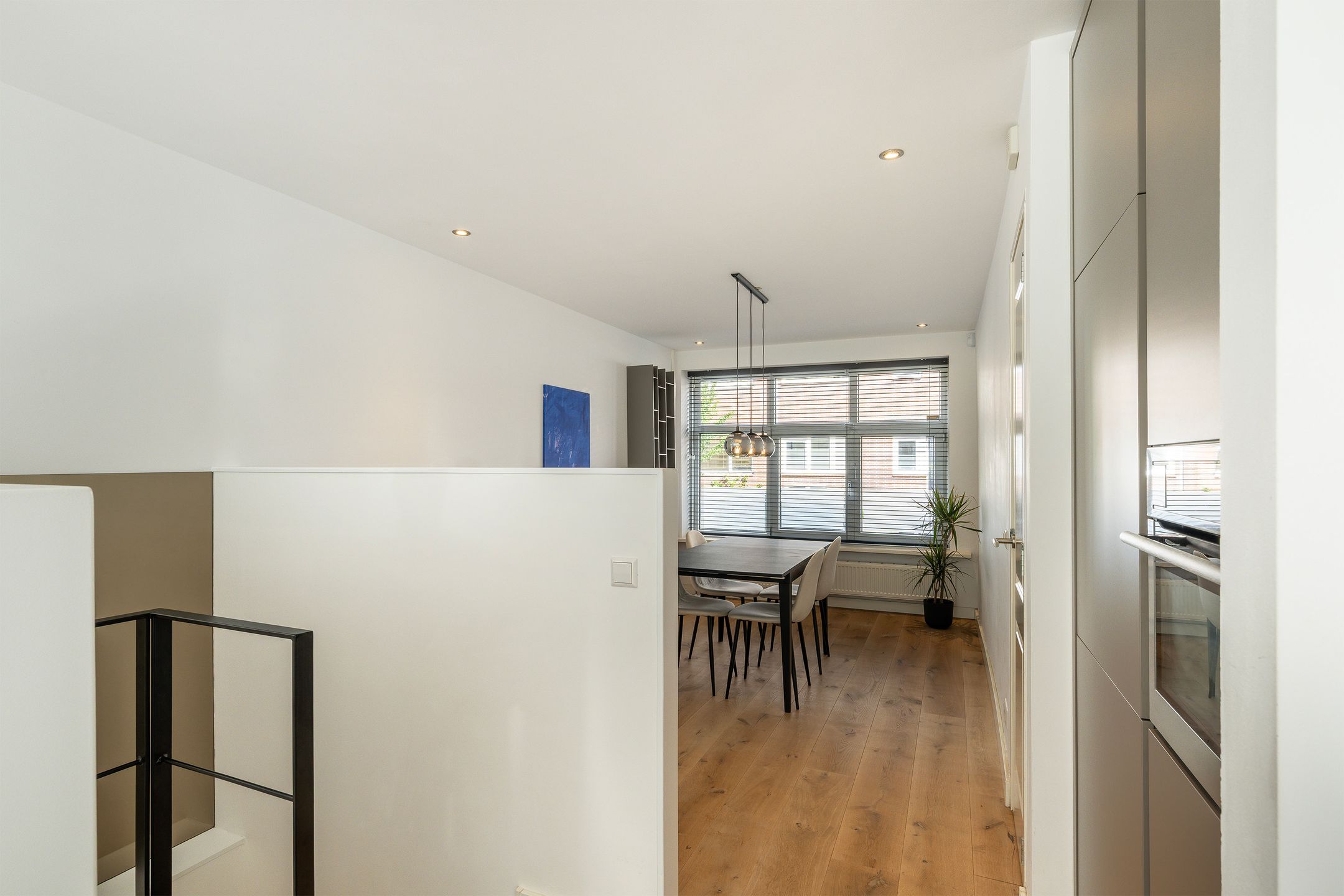 Photo 18 of Van der Meydestraat 20-A