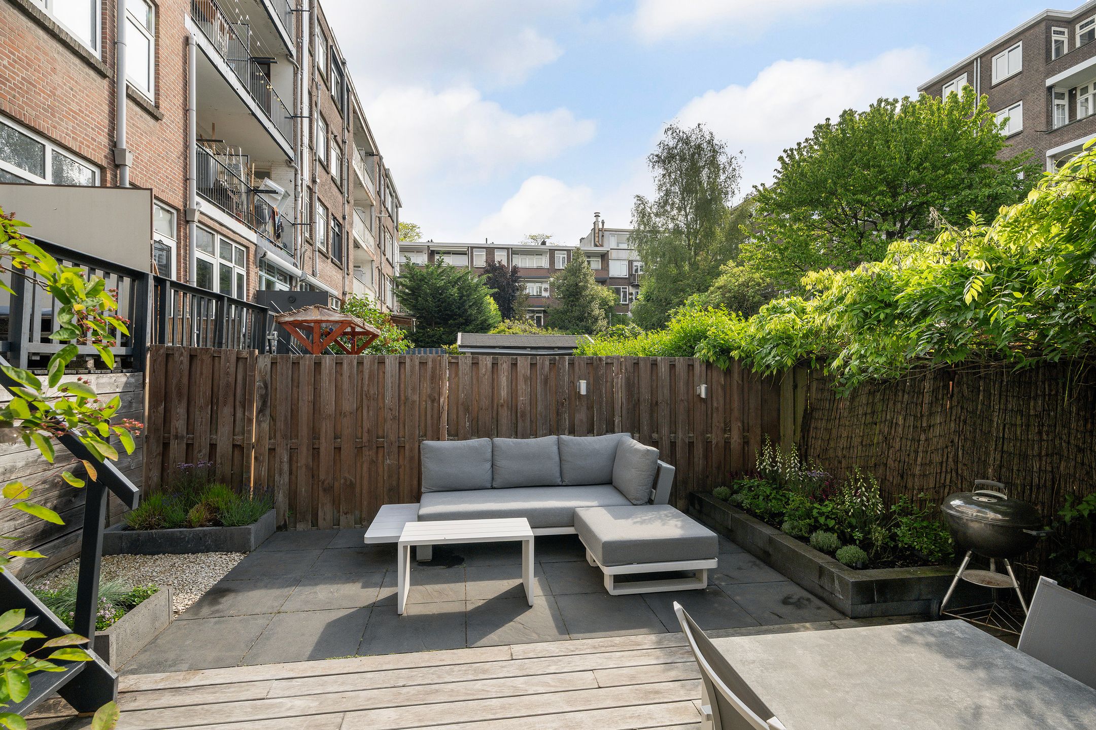 Photo 33 of Van der Meydestraat 20-A