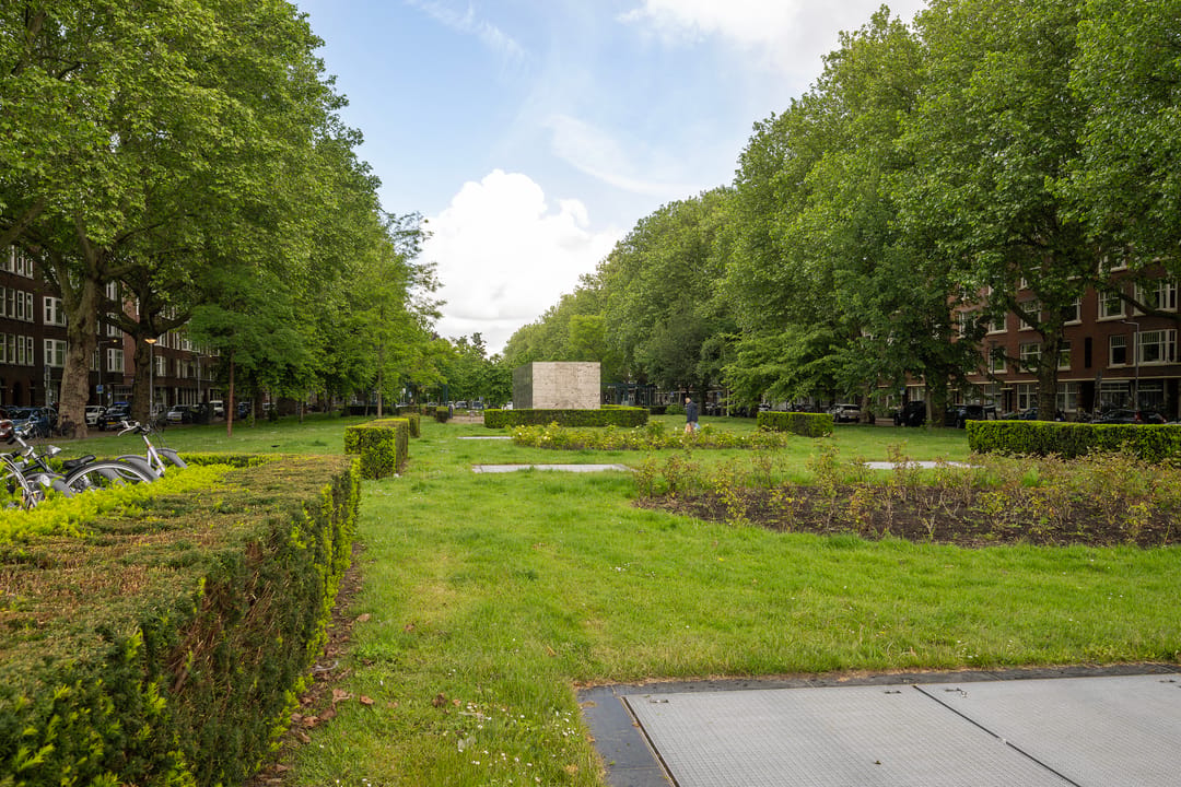 Photo 41 of Van der Meydestraat 20-A