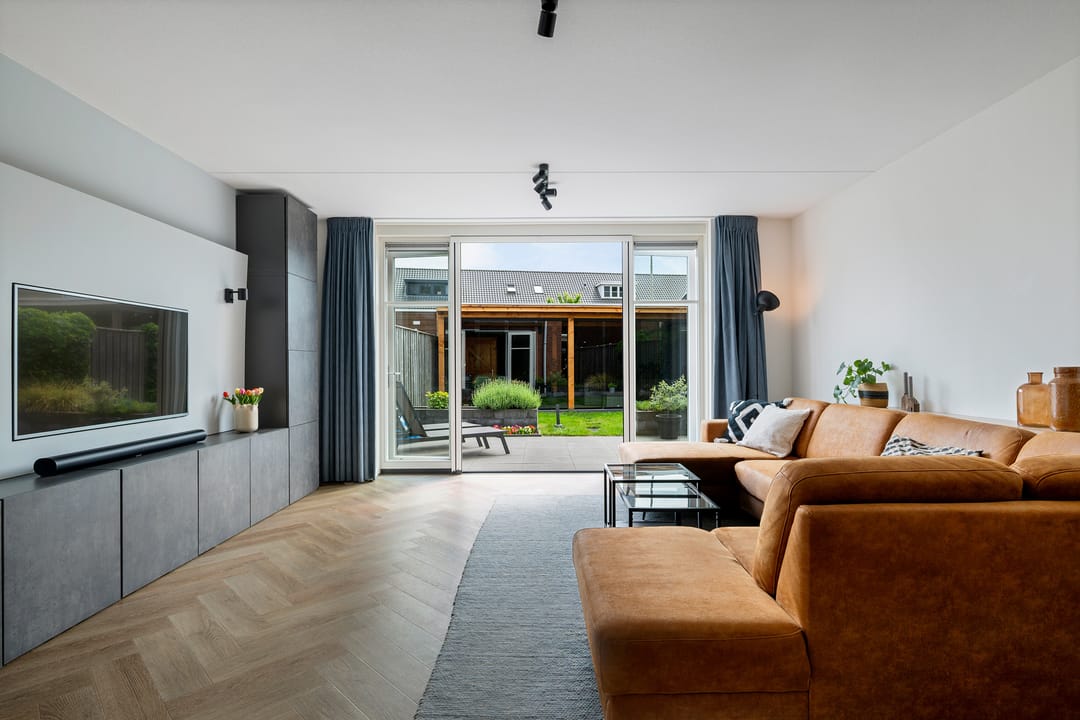 Foto 7 van Joannes van den Broekstraat 49