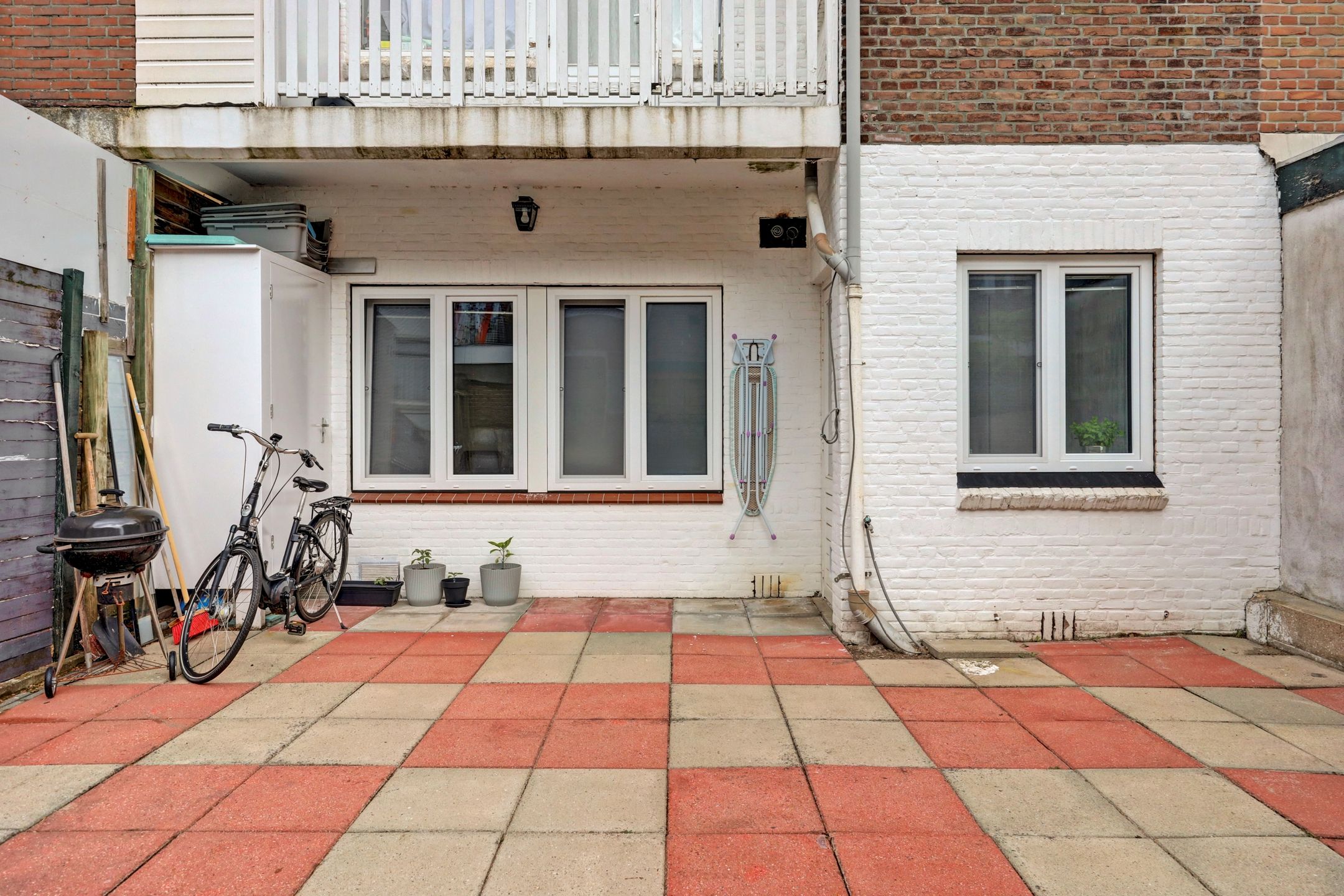 Photo 24 of Burgemeester van der Veldestraat 18