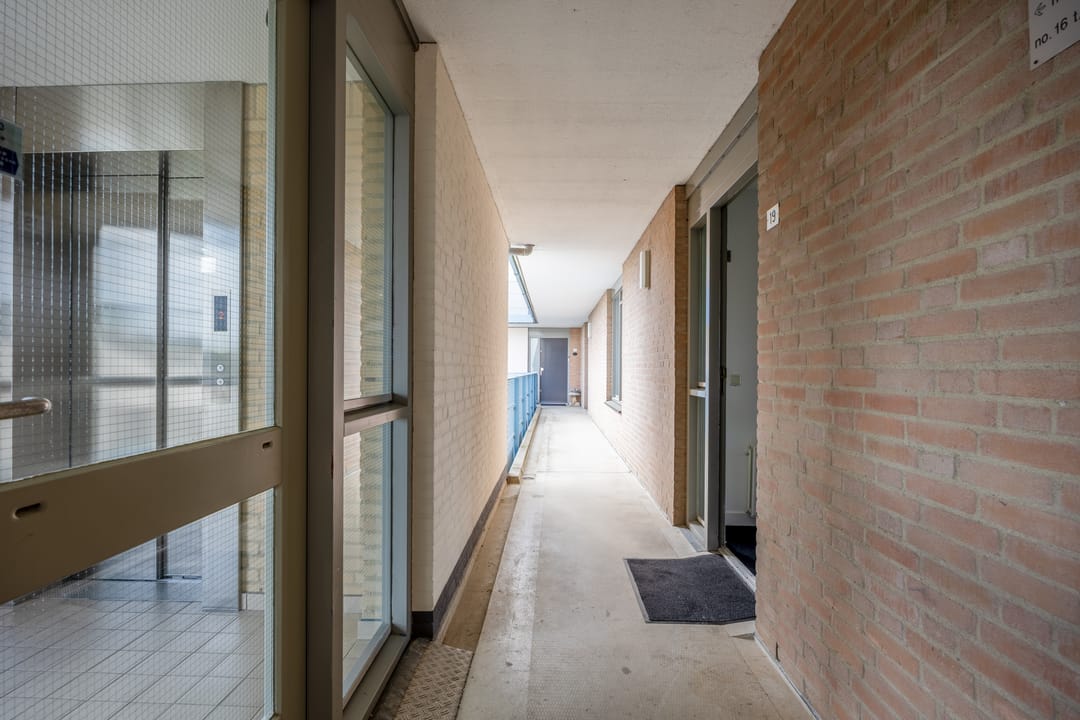Photo 32 of Walstro 19