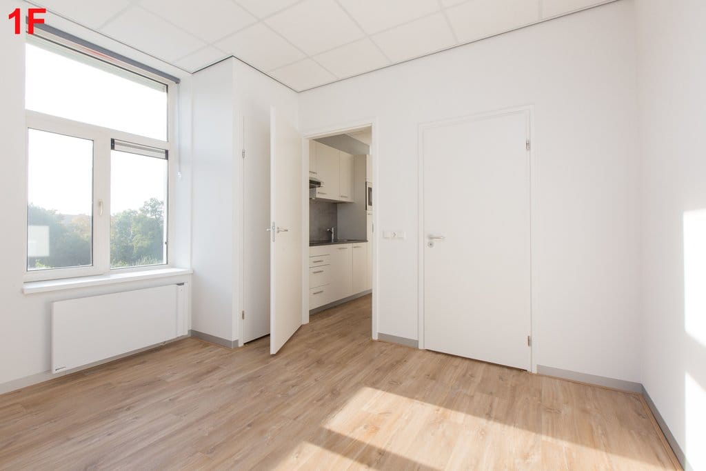 Foto 11 van Kanaalstraat 1-F