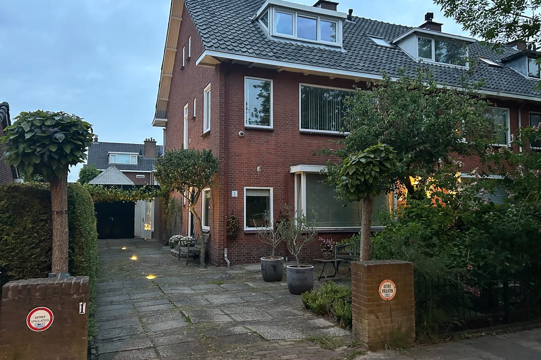 Photo 37 of Koningin Wilhelminalaan 1
