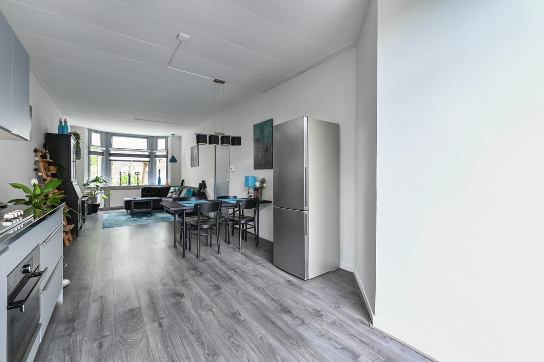 Photo 11 of van de Wateringelaan 79