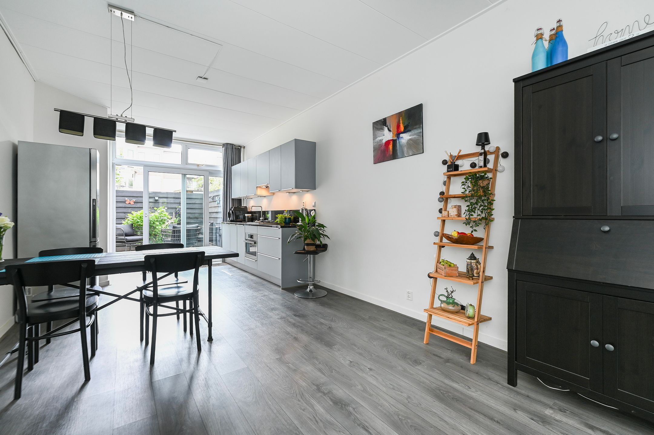 Photo 6 of van de Wateringelaan 79