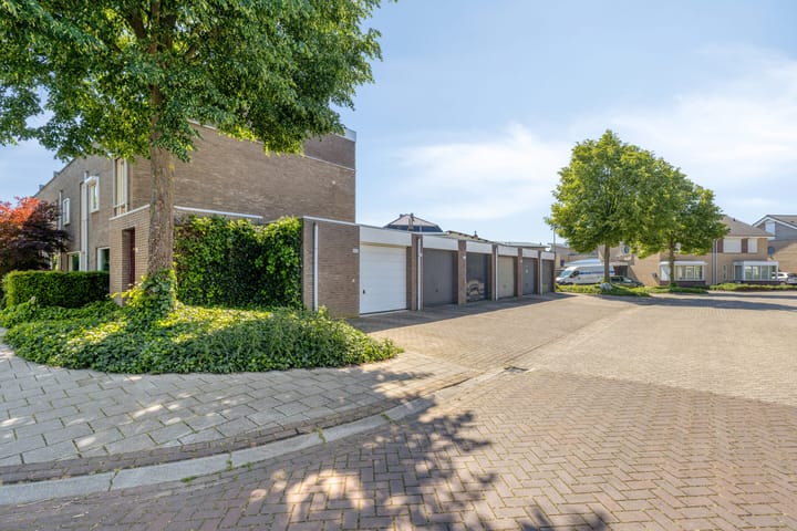 Foto 4 van Spoorstraat 74