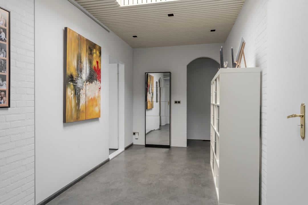 Photo 16 of Van Riebeeckstraat 36