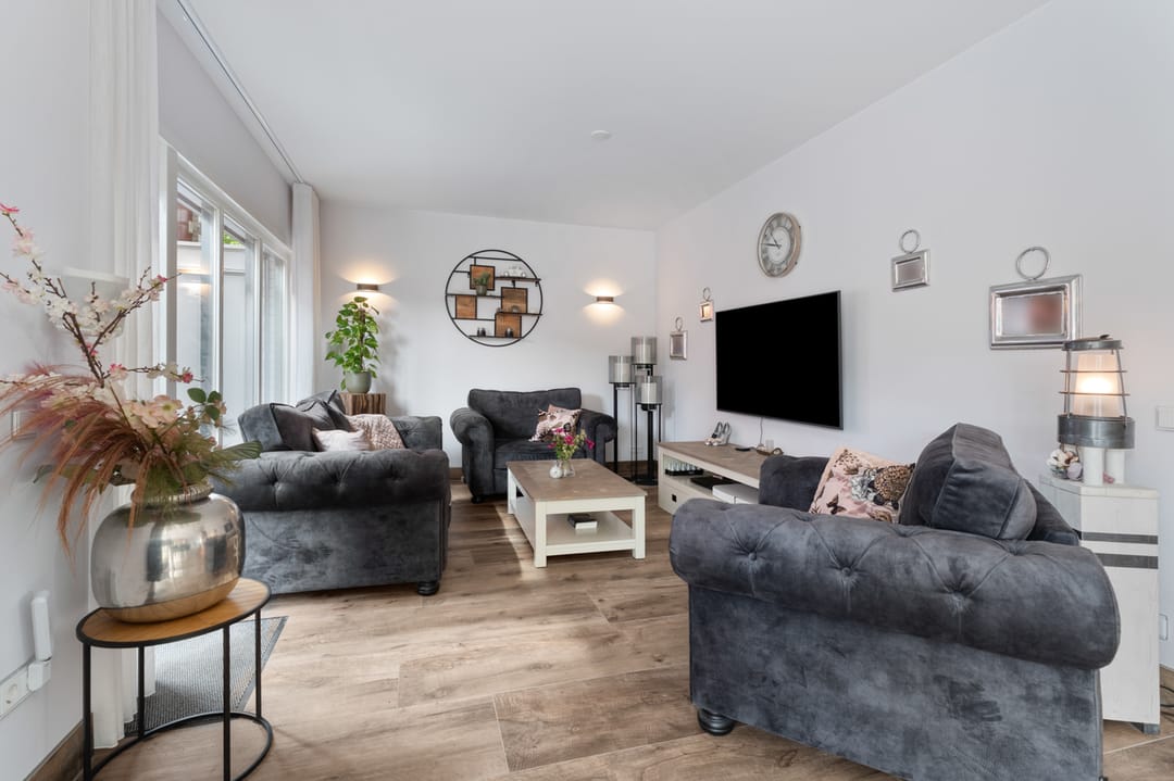 Luxury Combined Living and Working Property Near Almere Muziekwijk Station — 11