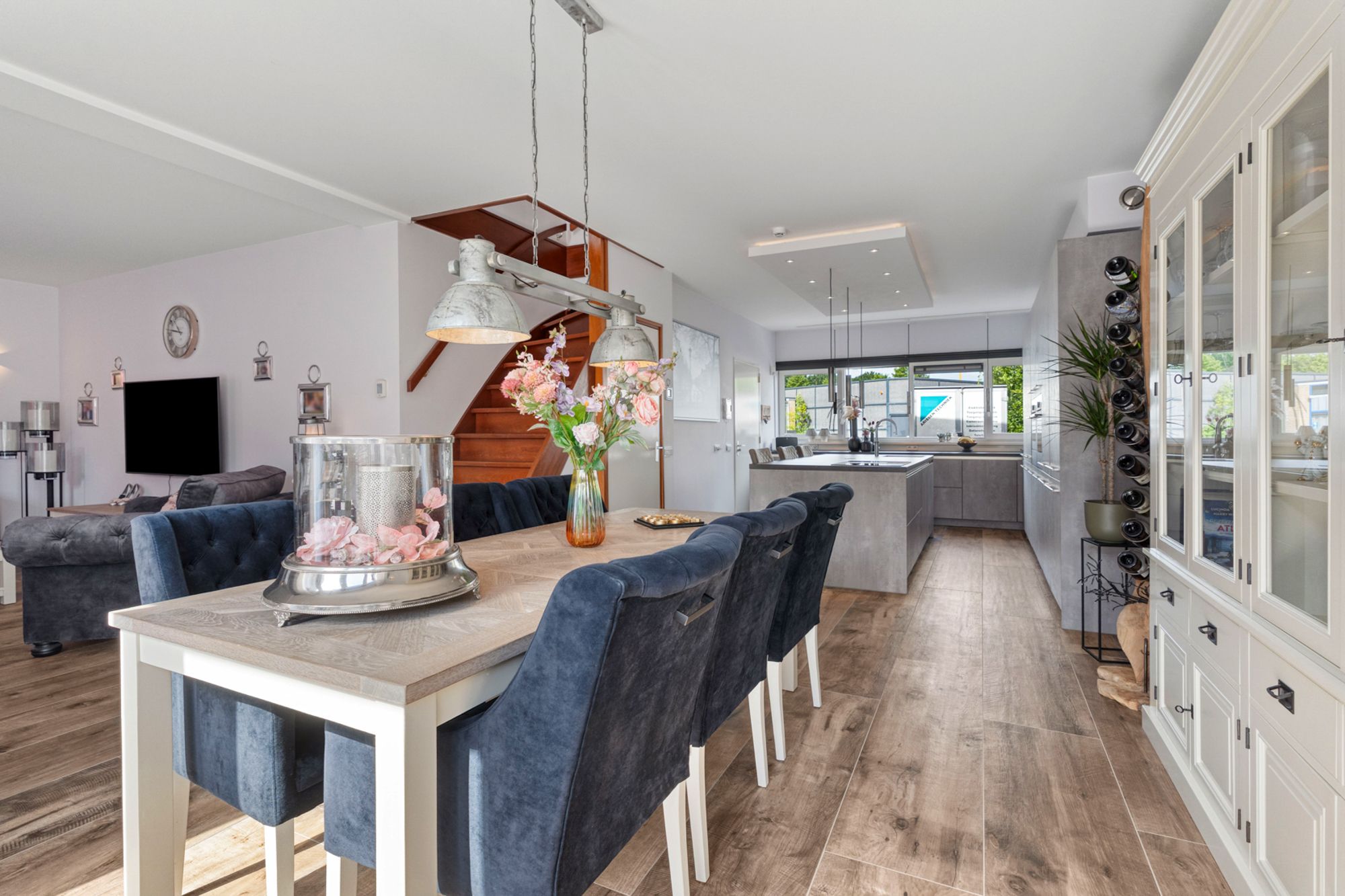 Luxury Combined Living and Working Property Near Almere Muziekwijk Station — 9