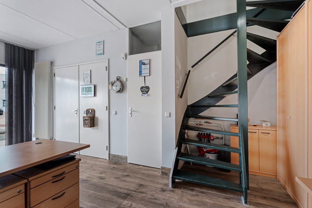 Luxury Combined Living and Working Property Near Almere Muziekwijk Station — 26