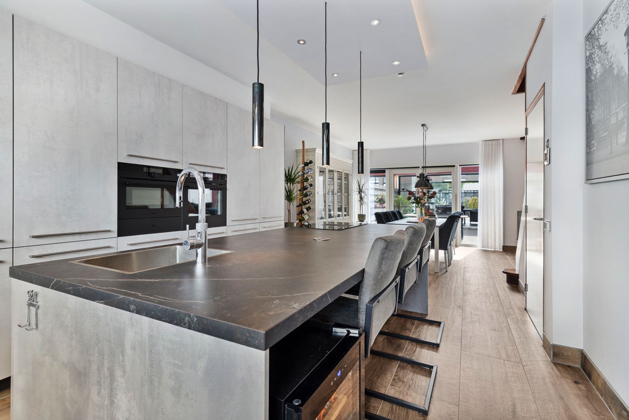 Luxury Combined Living and Working Property Near Almere Muziekwijk Station — 24