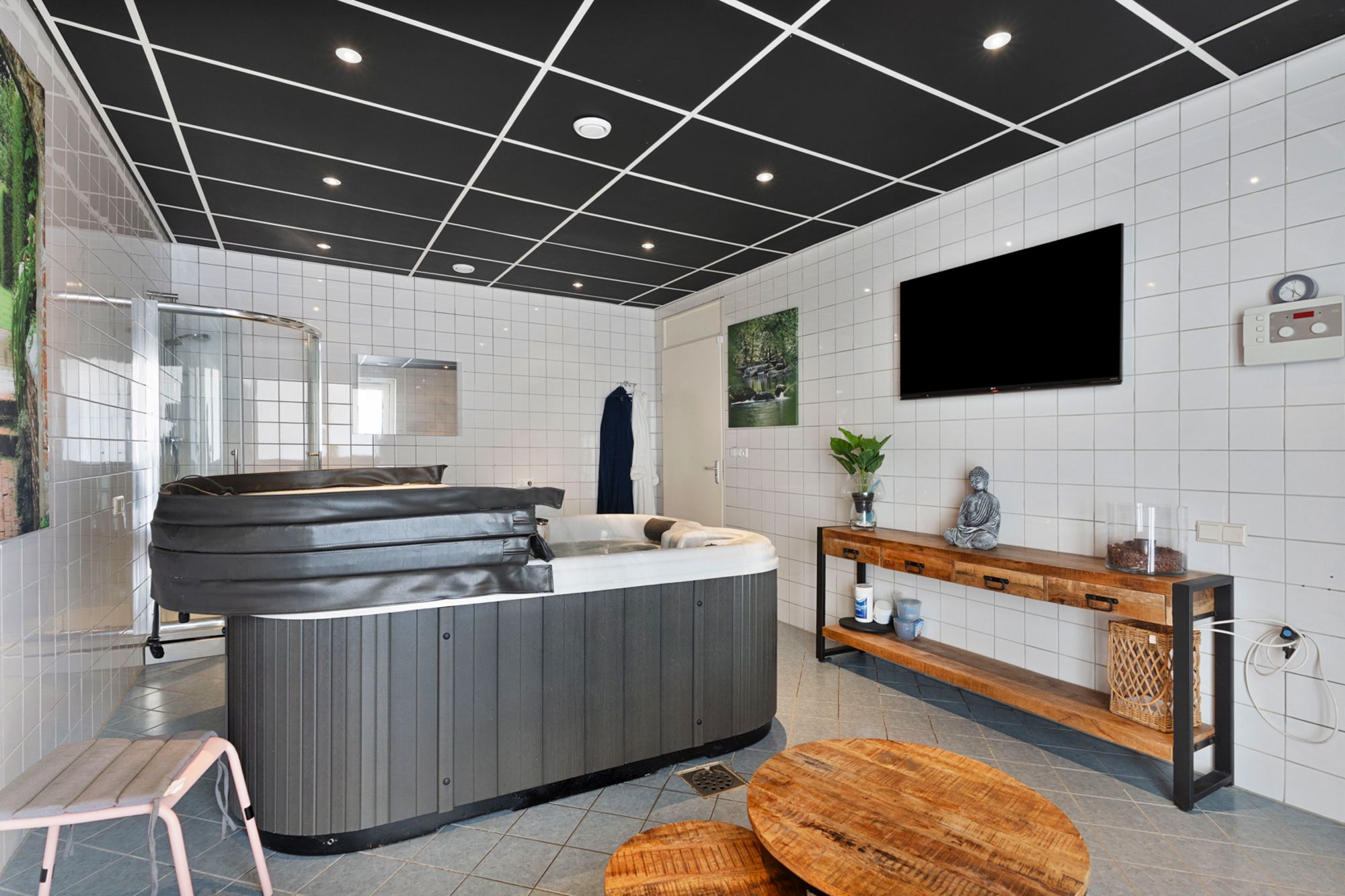 Luxury Combined Living and Working Property Near Almere Muziekwijk Station — 30