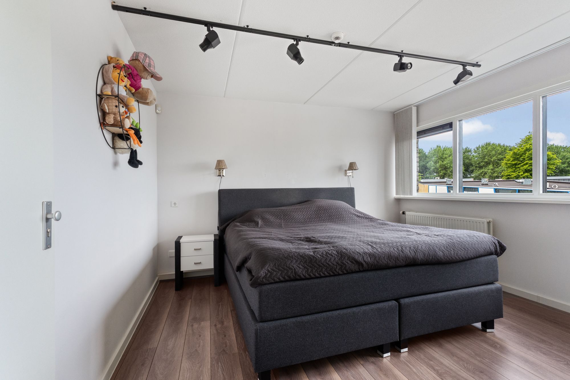 Luxury Combined Living and Working Property Near Almere Muziekwijk Station — 36