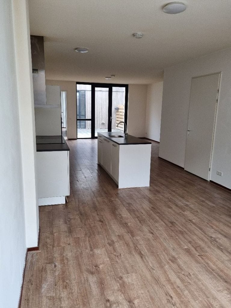 Photo 2 of Kruisherenstraat 3-B