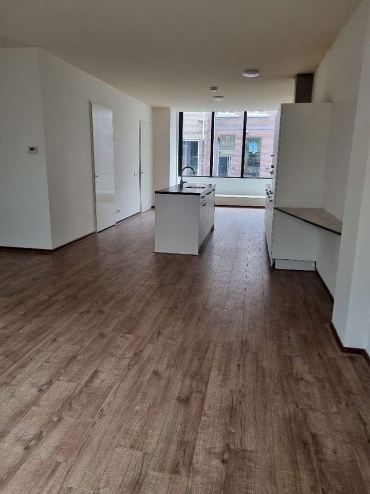 Photo 3 of Kruisherenstraat 3-B