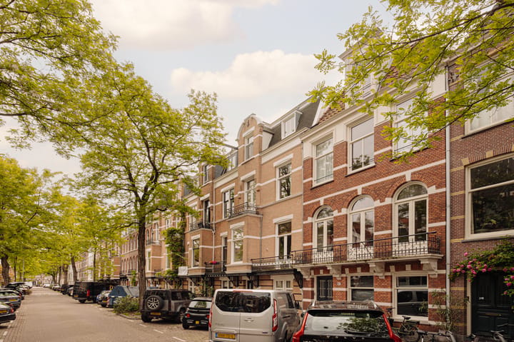 Photo 5 of Van Breestraat 59
