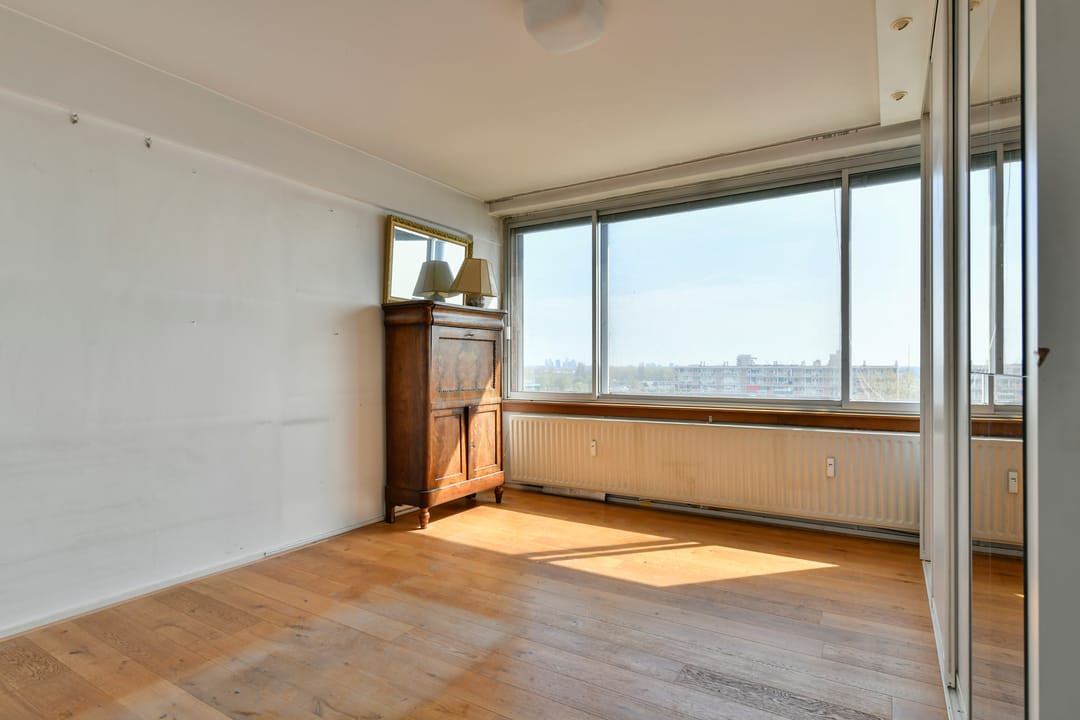 Photo 7 of Meander 1101