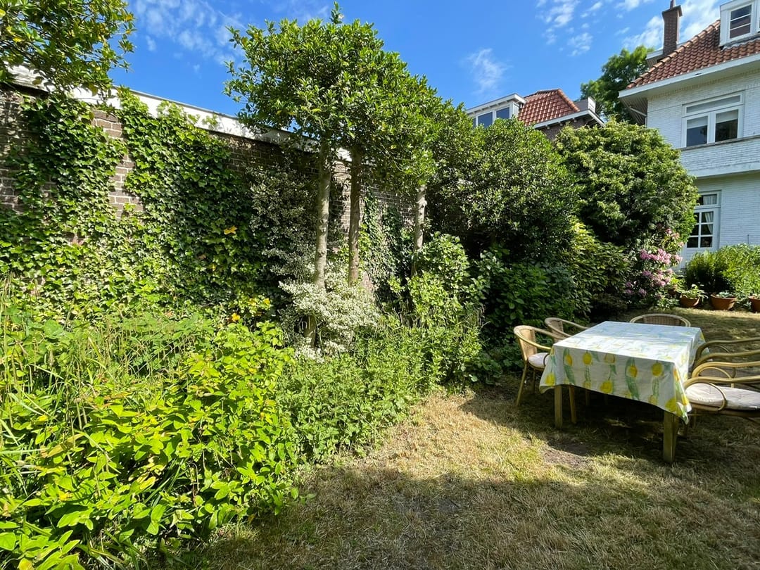 Photo 23 of Regentesselaan 17-A