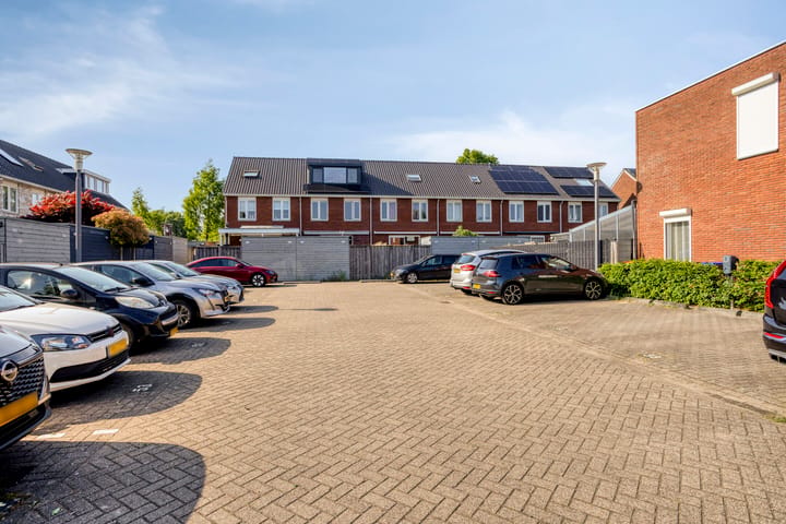 Foto 4 van Lunenburg 36