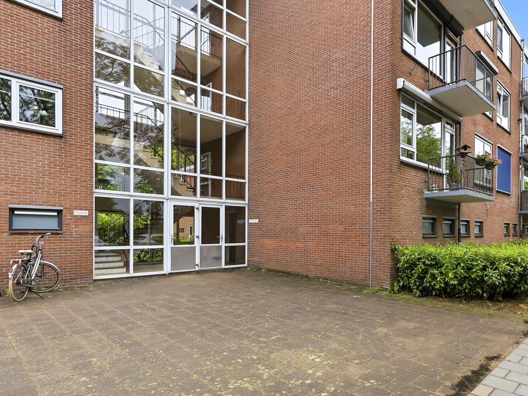 Photo 23 of Paulus Potterstraat 119