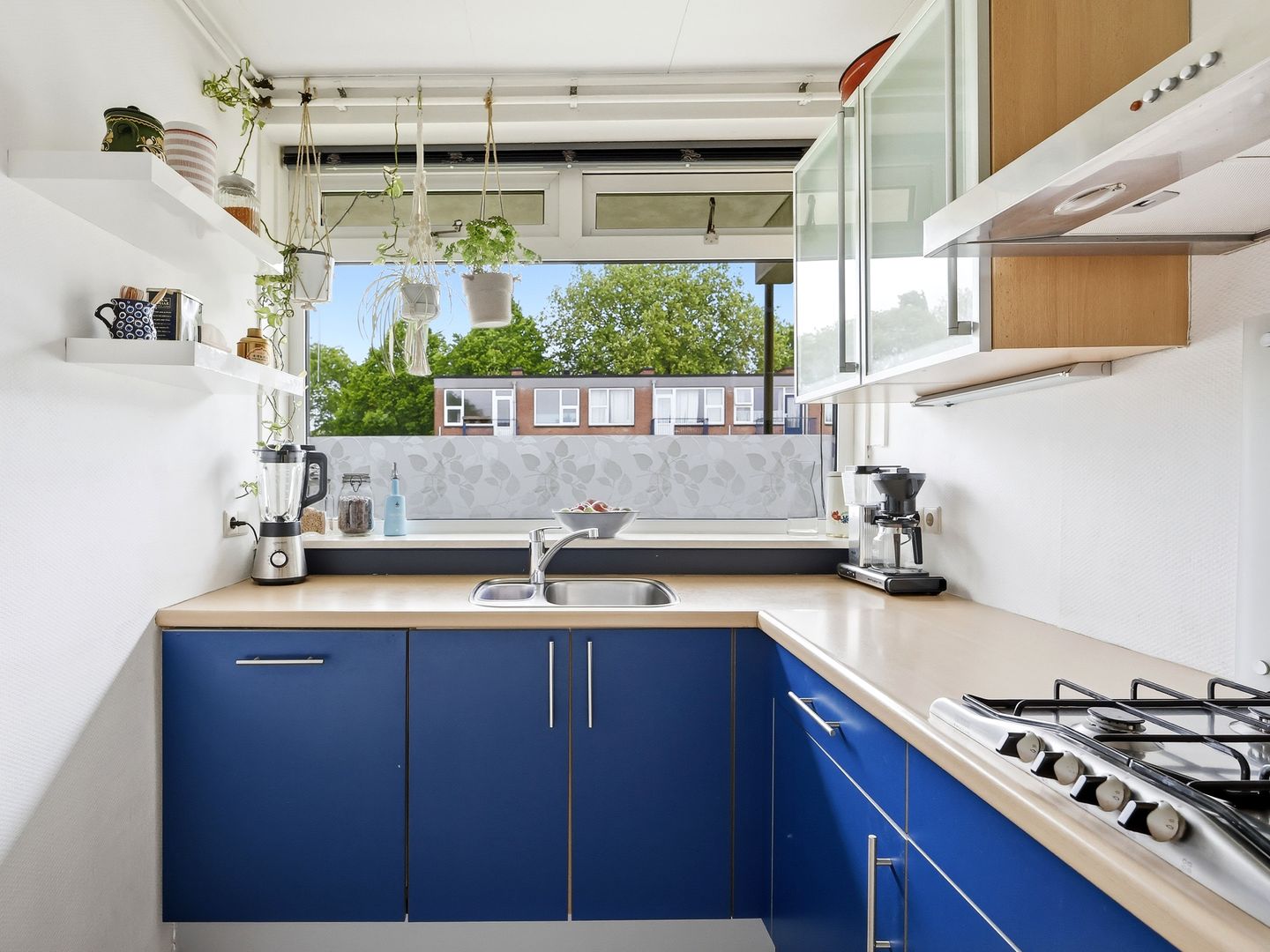 Photo 14 of Paulus Potterstraat 119