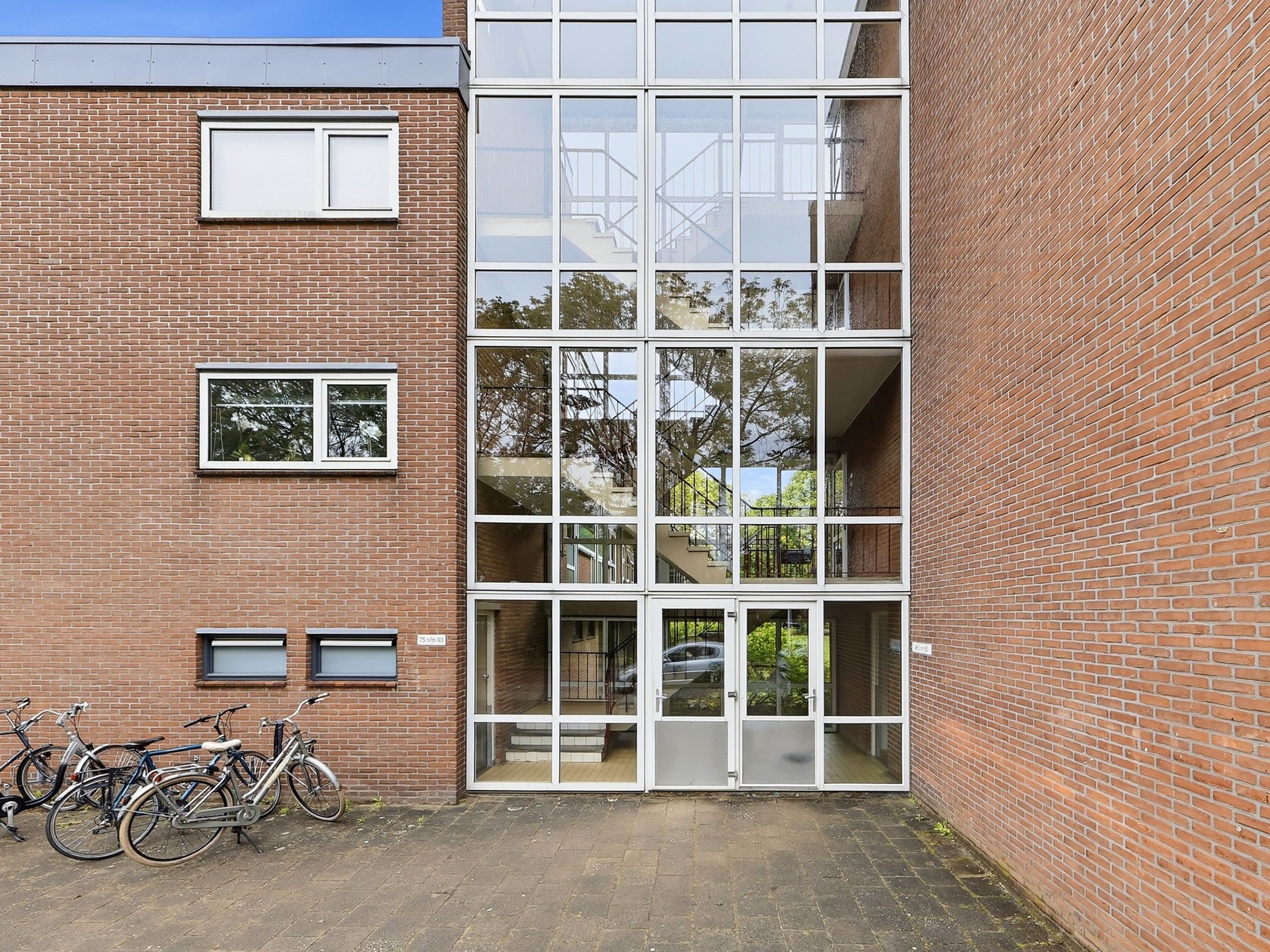 Photo 24 of Paulus Potterstraat 119
