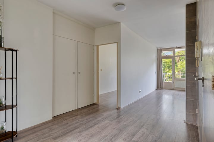 Appartement te koop: Elviraland 24, 'S-Gravenhage