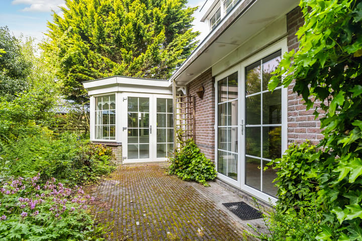 Foto 4 van Dooitzen de Bildtstraat 7