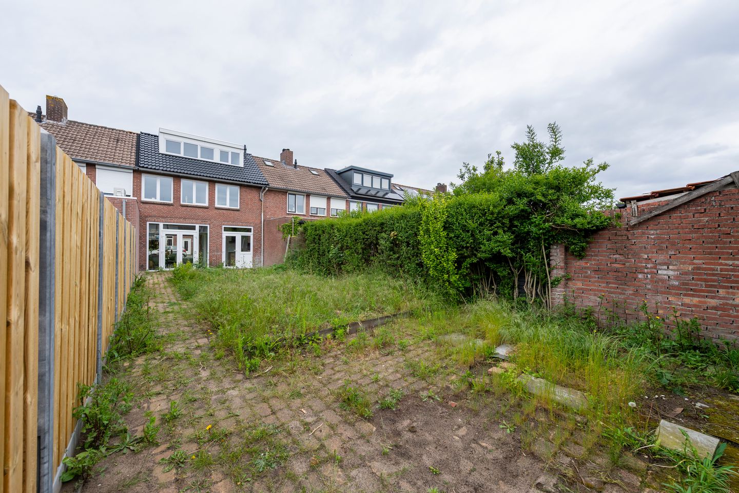 Photo 35 of Kruisherenstraat 13