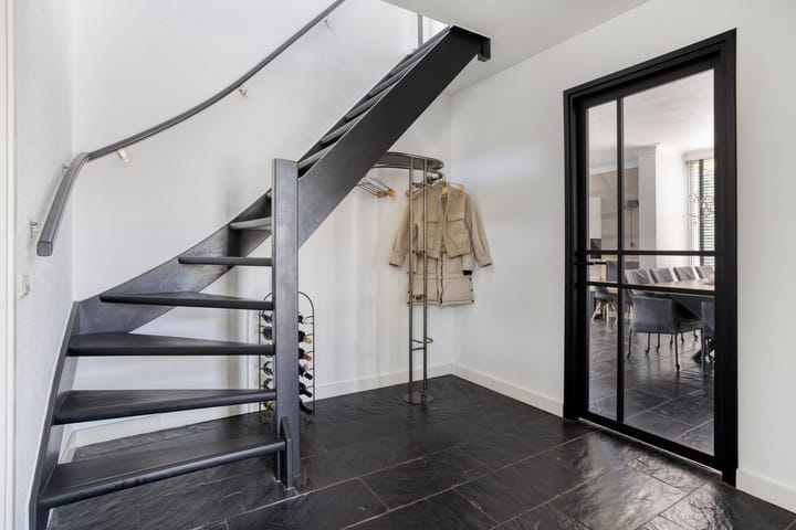 Photo 2 of Schout van Lyndenstraat 7