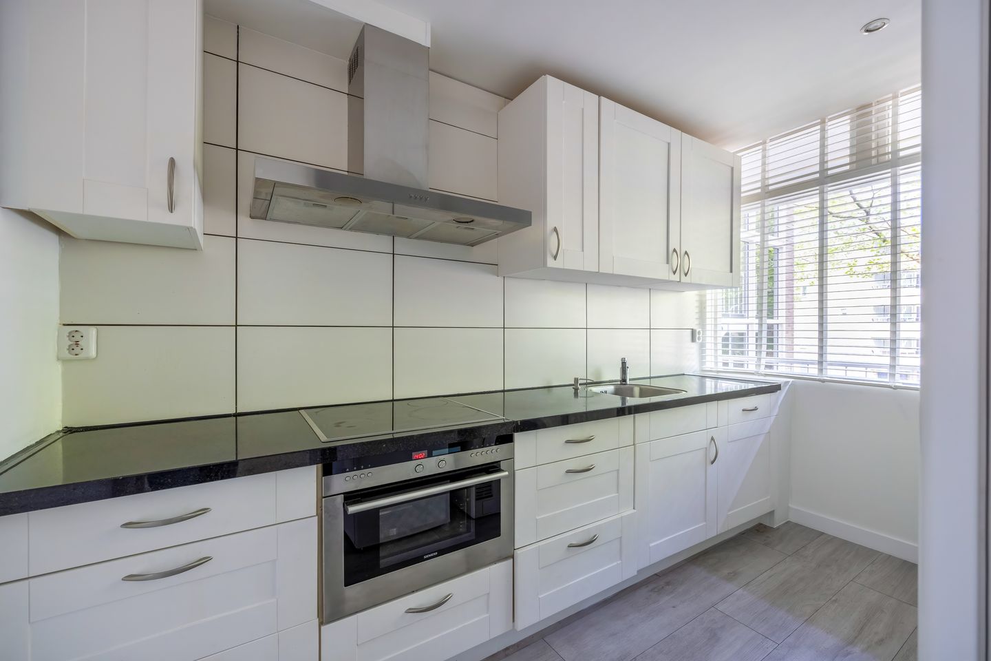 Modern three room apartment with lift and south facing balcony in Hilversum — 14