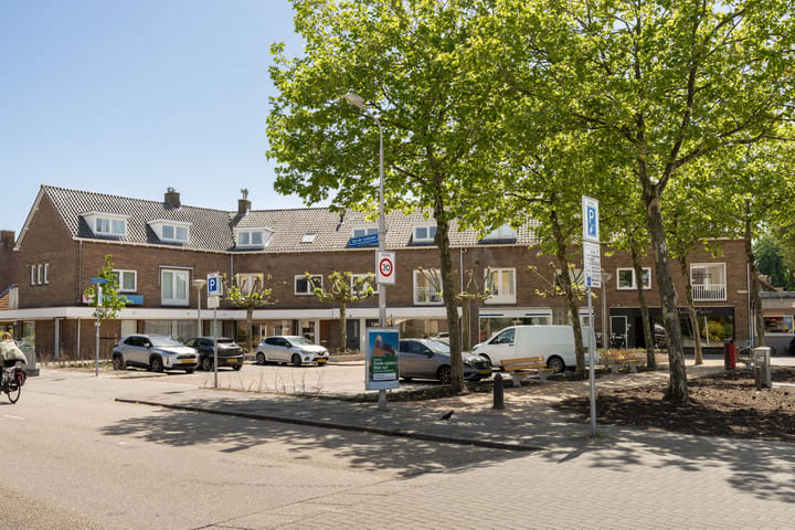 Photo 4 of Hueseplein 14