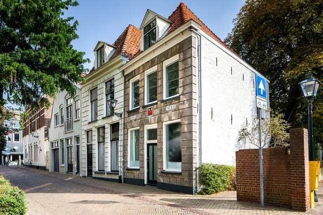 Bekijk foto 1 van Goudsteeg 7