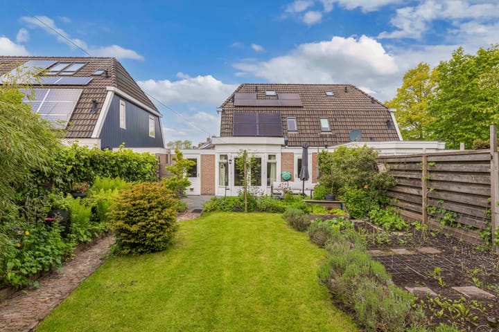 Photo 2 of De Nijverheid 3