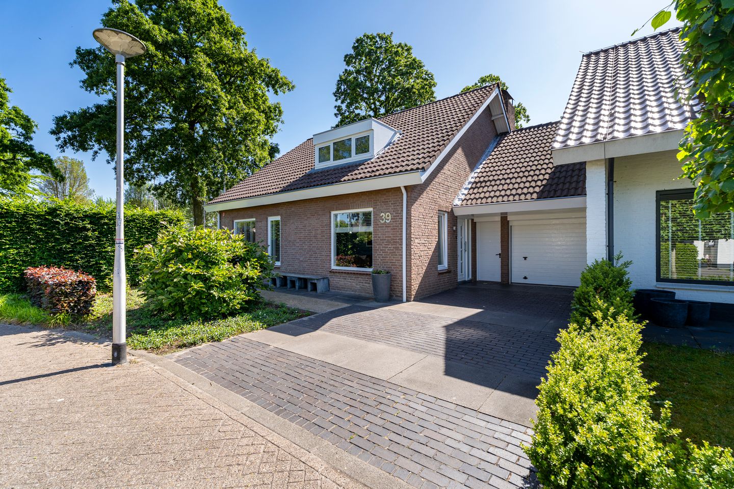 Foto 1 van Ekkersrijt 39
