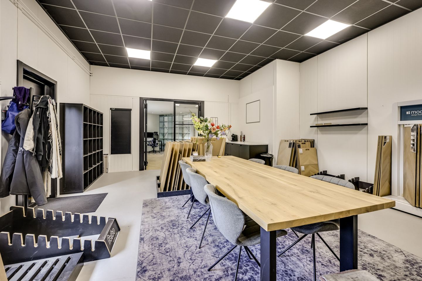 Bekijk foto 3 van Traaij 102