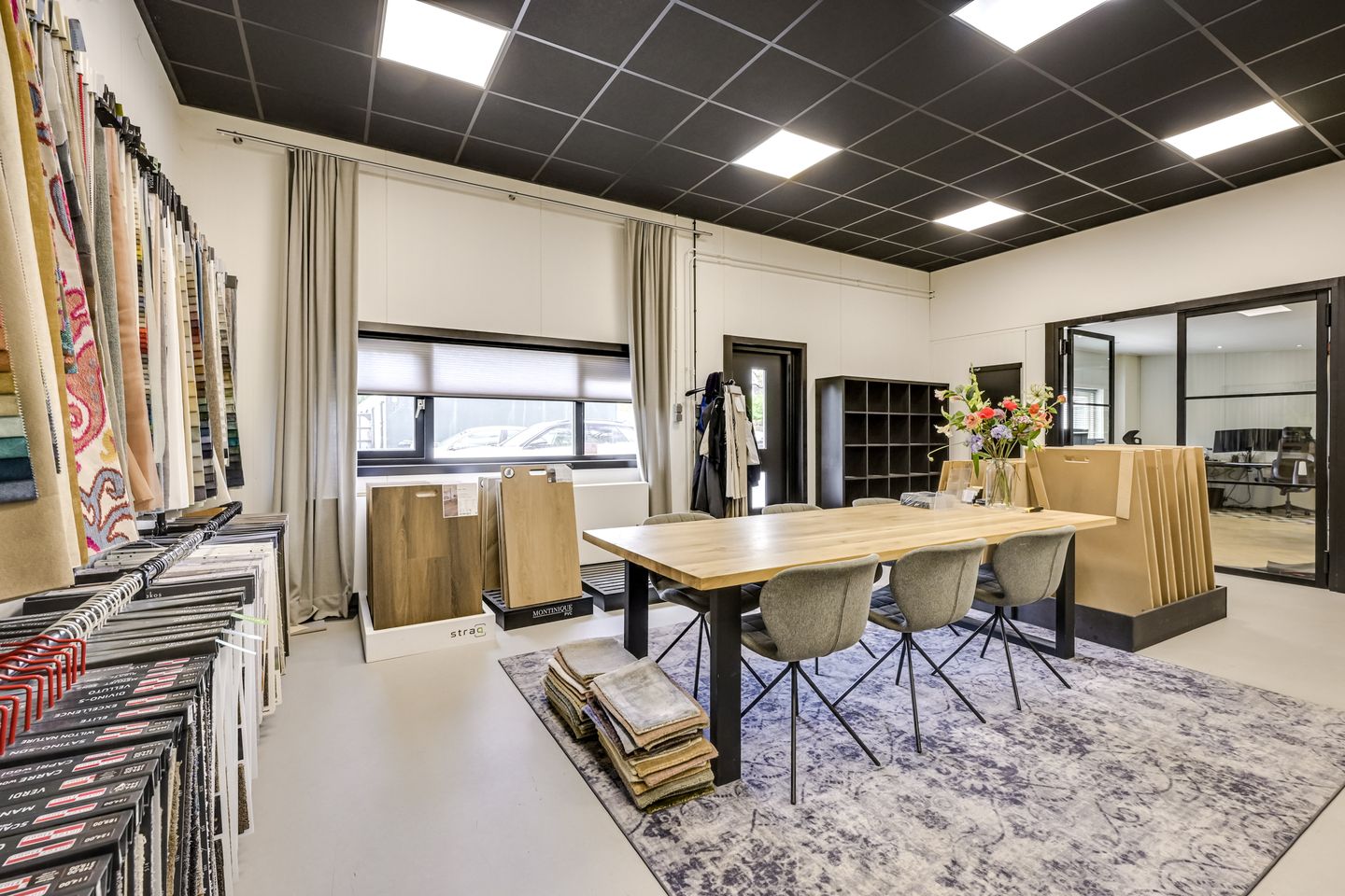 Bekijk foto 2 van Traaij 102