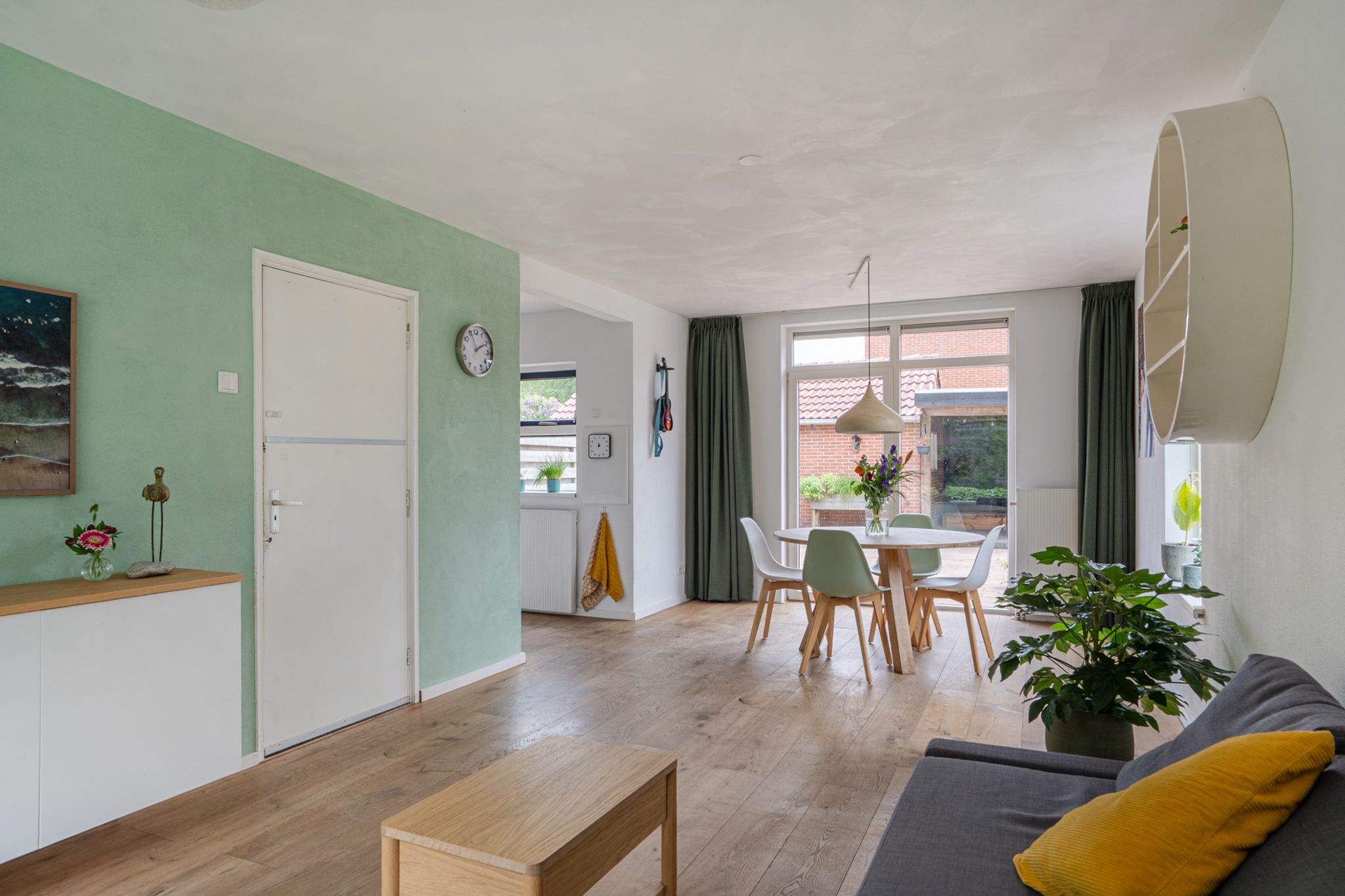 Photo 15 of van Heuven Goedhartlaan 13