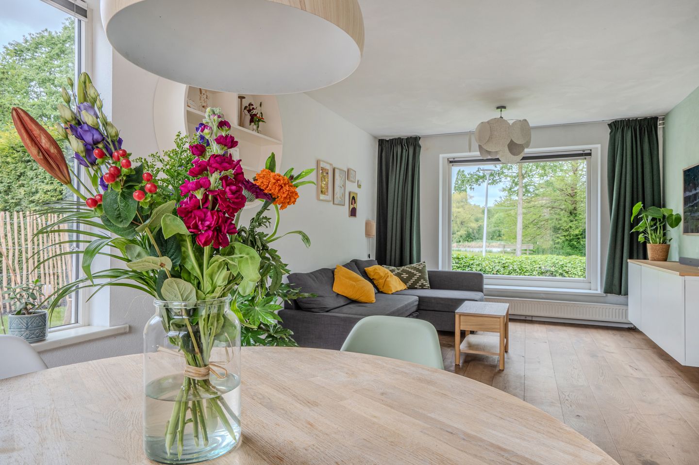 Photo 19 of van Heuven Goedhartlaan 13