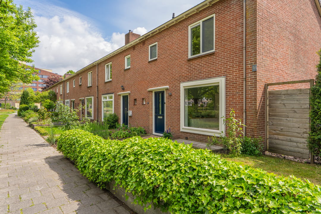 Photo 8 of van Heuven Goedhartlaan 13
